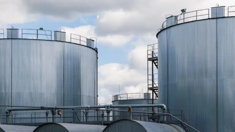 bitumen tank 7